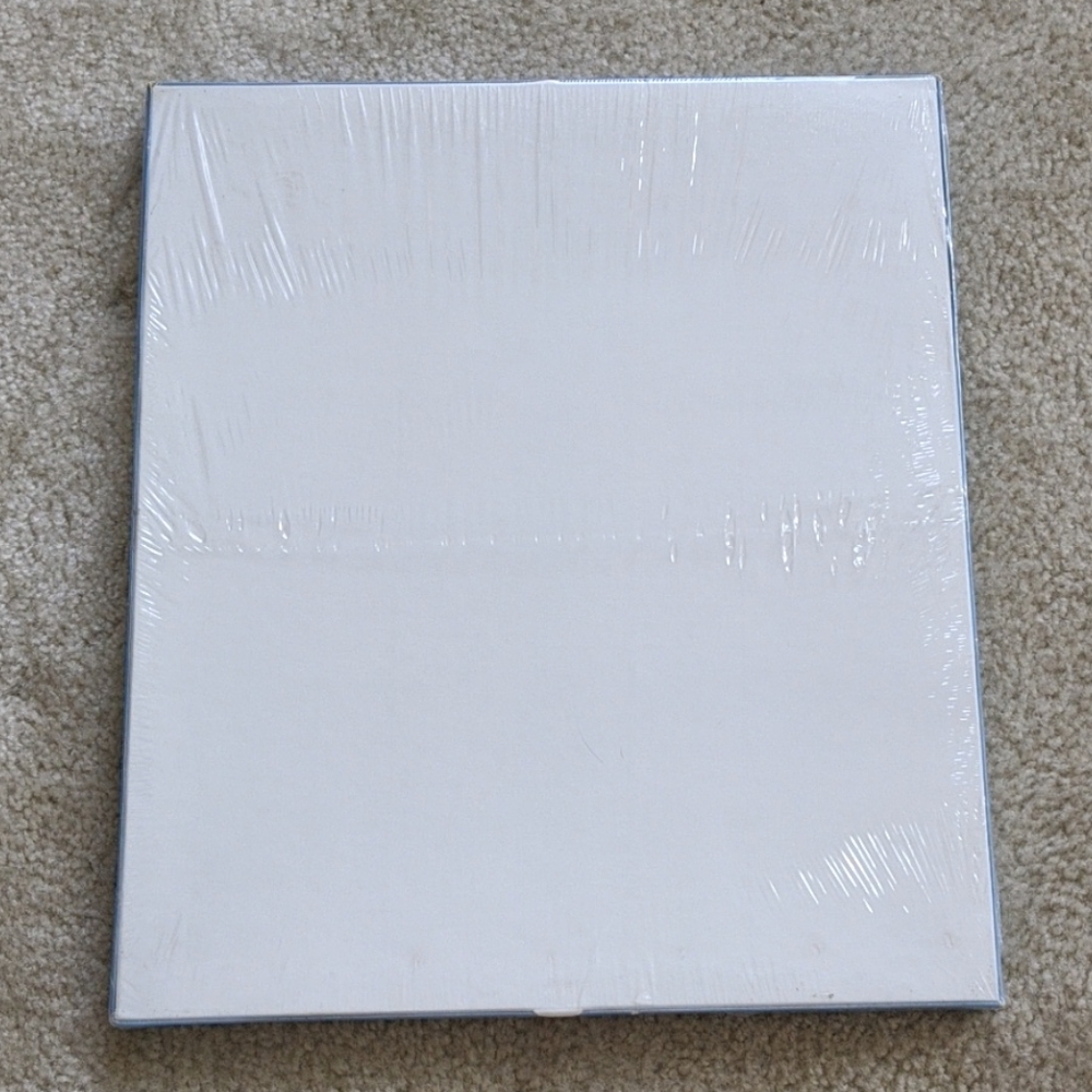 NEW Epcot Center VIP Puzzle - Picture 2 of 5